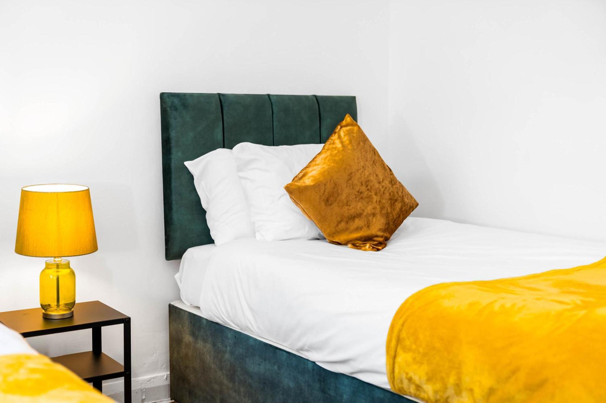 3 Bed House For Contractors & Families And Free Parking Villa Birmingham Ngoại thất bức ảnh