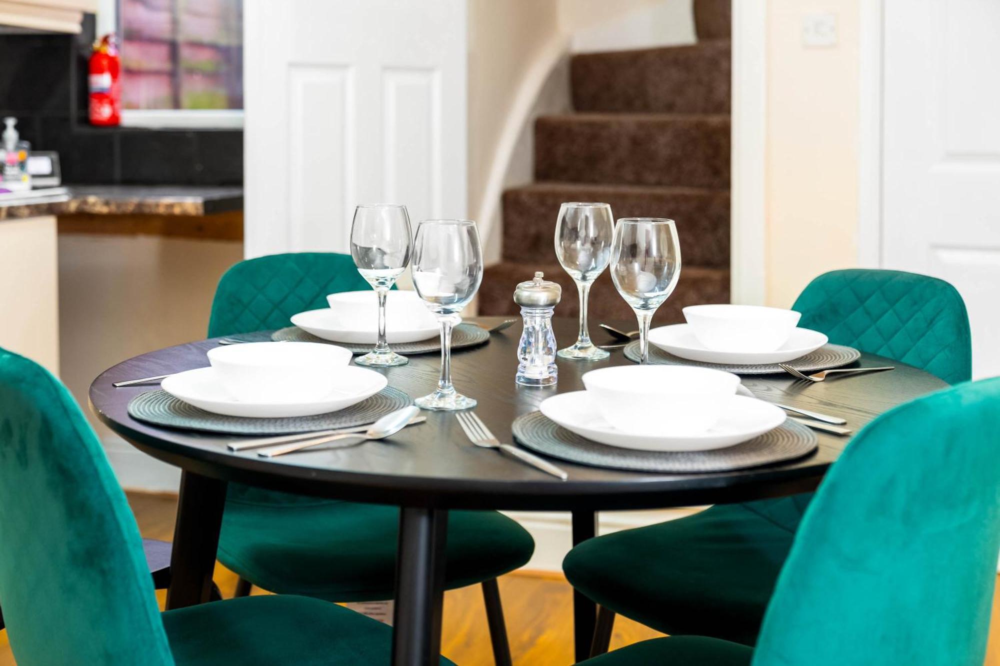 3 Bed House For Contractors & Families And Free Parking Villa Birmingham Ngoại thất bức ảnh